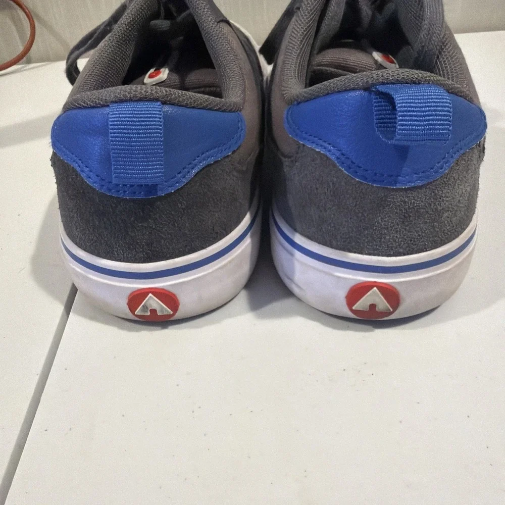 Men's Airwalk Sneakers Mens Size‎ 10 Gray Blue Leather